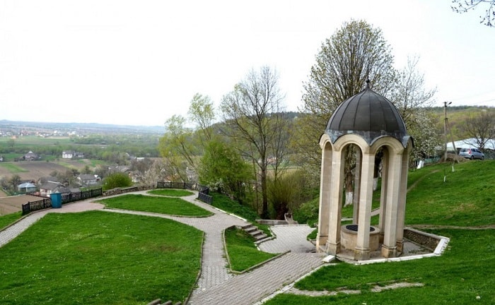 Княжа Криниця Крилос Древній Галич
