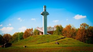 пам'ятник Меч і Рало